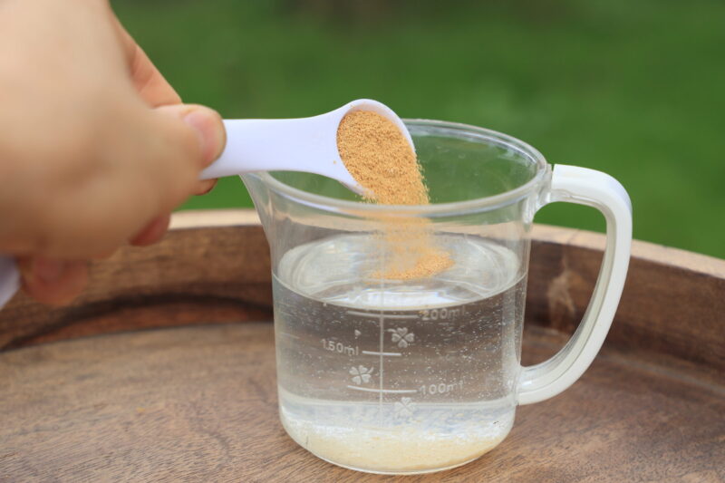 展着剤の次にゼンターリを入れる